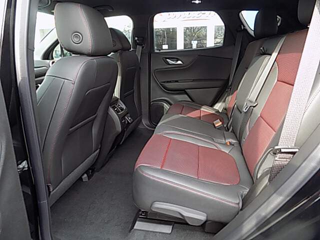  2025 Chevrolet Blazer Image: 9