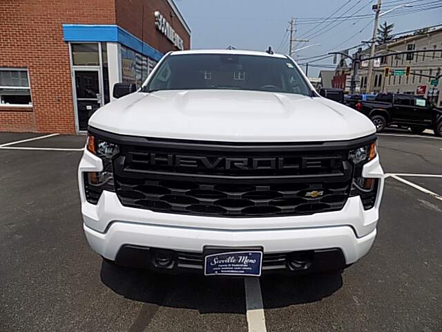 2026 Chevrolet Silverado 1500 Custom photo 2