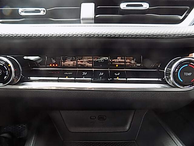  2026 Chevrolet Equinox Image: 11