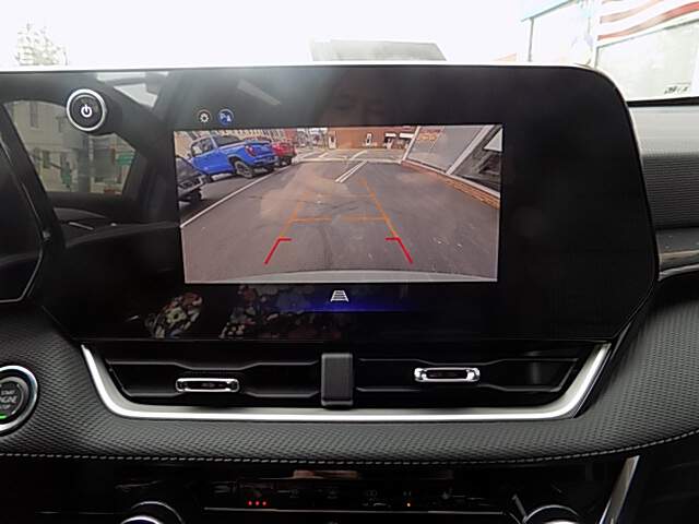  2026 Chevrolet Equinox Image: 12