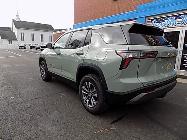  2026 Chevrolet Equinox Image: 6