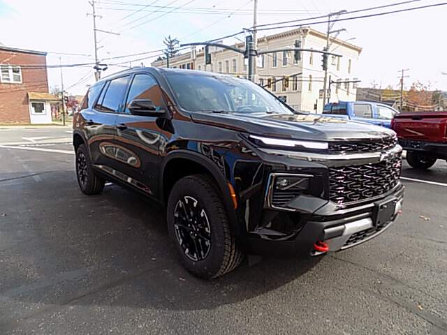 2026 Chevrolet Traverse Z71 photo 2