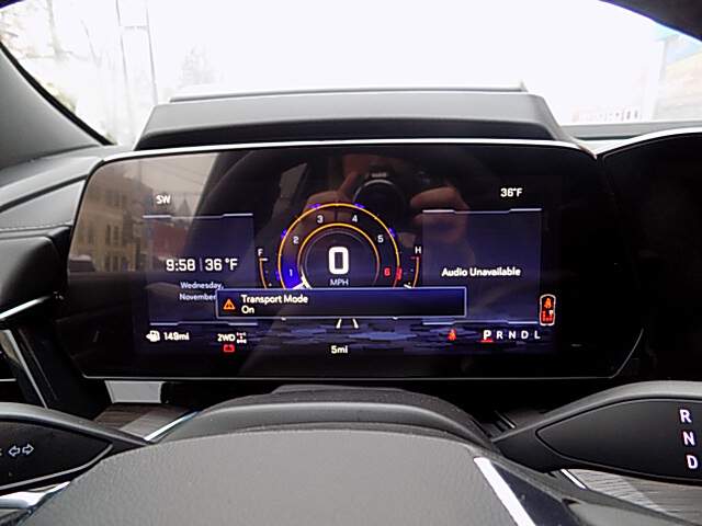  2026 Chevrolet Suburban Image: 14