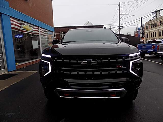  2026 Chevrolet Suburban Image: 7