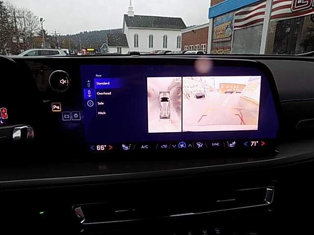  2026 Chevrolet Traverse Image: 12