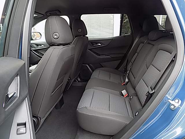  2026 Chevrolet Equinox Image: 9