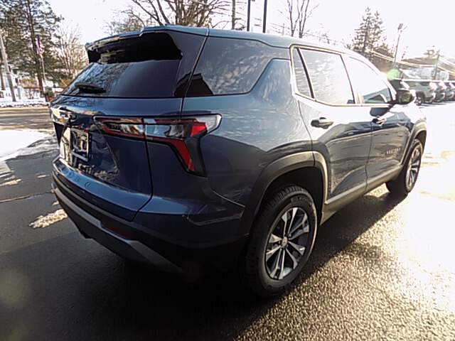  2026 Chevrolet Equinox Image: 4