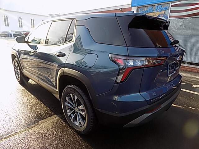  2026 Chevrolet Equinox Image: 6