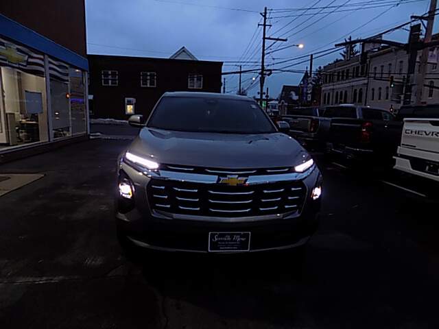  2026 Chevrolet Equinox Image: 7