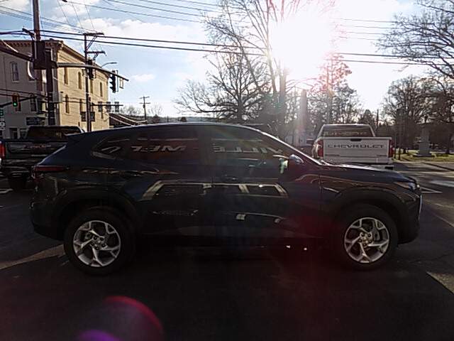  2026 Chevrolet Trax Image: 5