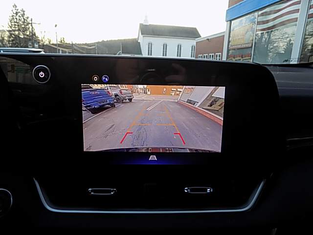  2026 Chevrolet Equinox Image: 12