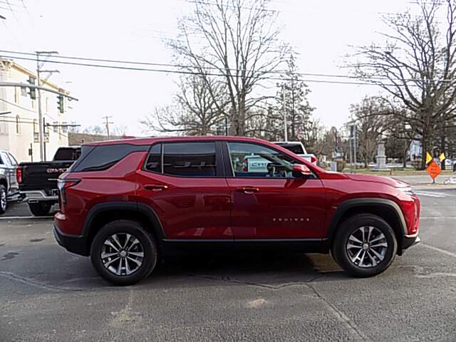  2026 Chevrolet Equinox Image: 5