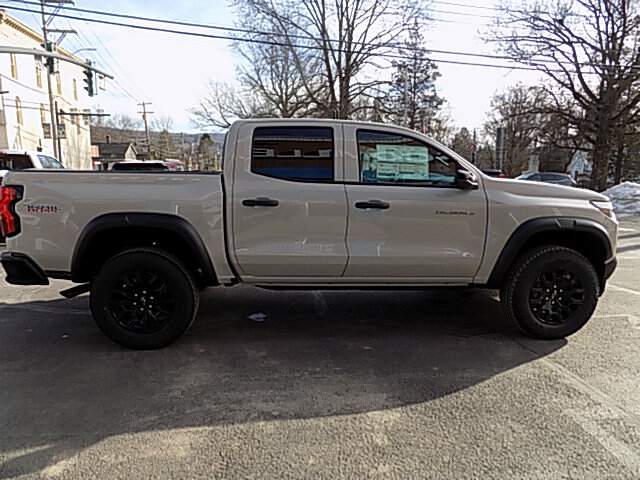  2026 Chevrolet Colorado Image: 5
