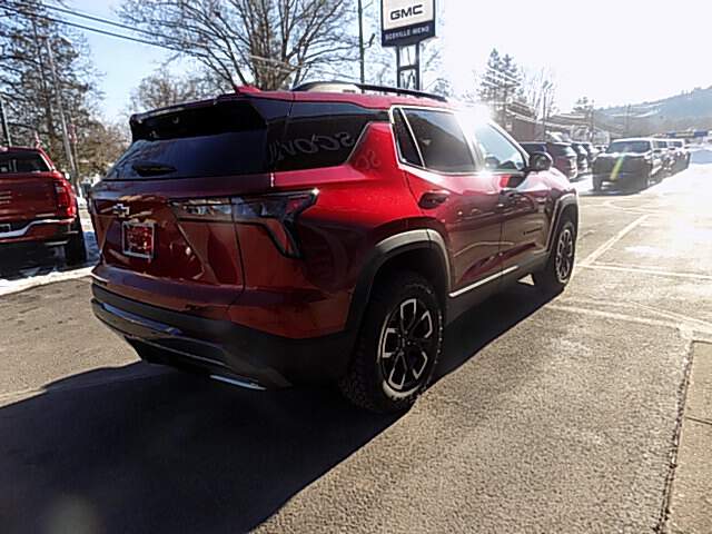  2026 Chevrolet Equinox Image: 4