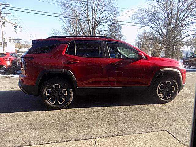  2026 Chevrolet Equinox Image: 5