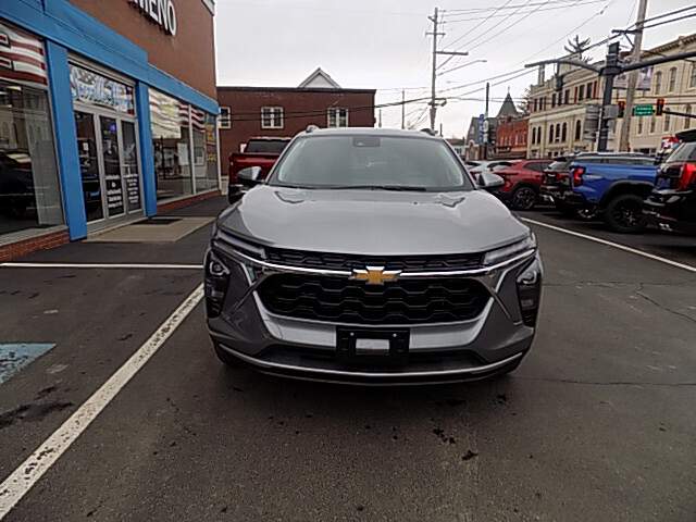  2026 Chevrolet Trax Image: 6