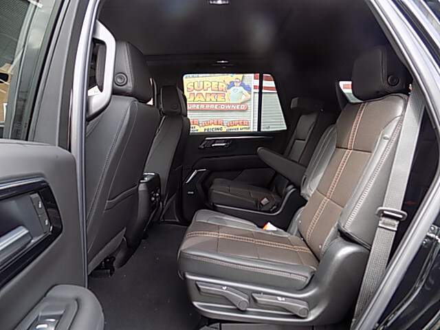  2026 Chevrolet Tahoe Image: 9