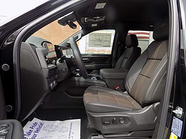  2026 Chevrolet Tahoe Image: 8