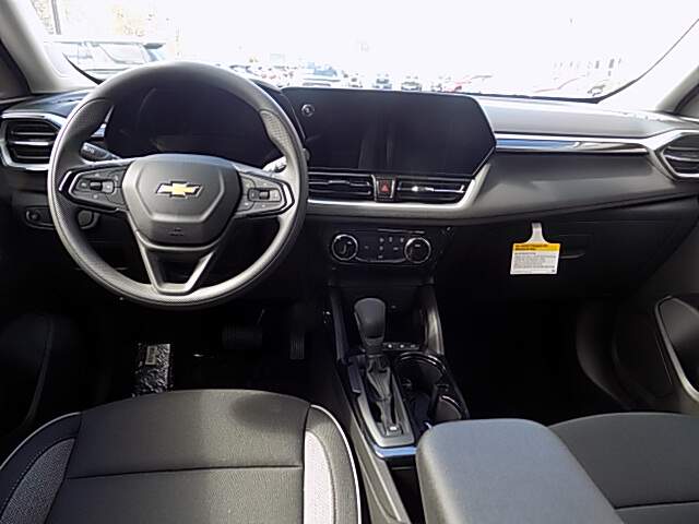  2026 Chevrolet Trailblazer Image: 9