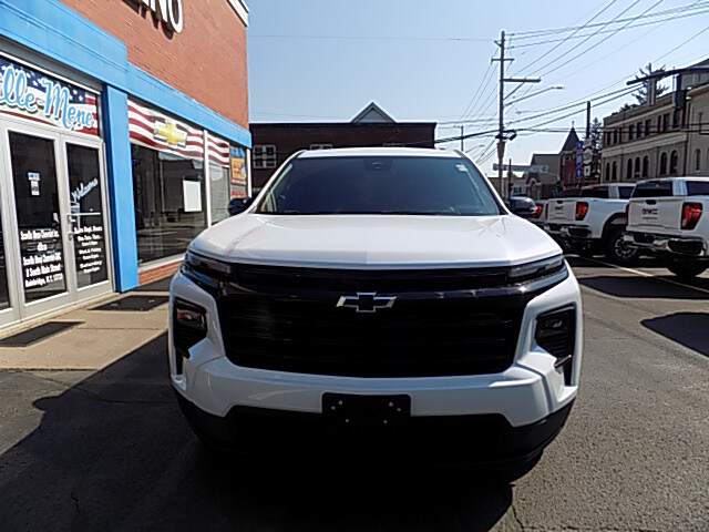  2026 Chevrolet Traverse Image: 7