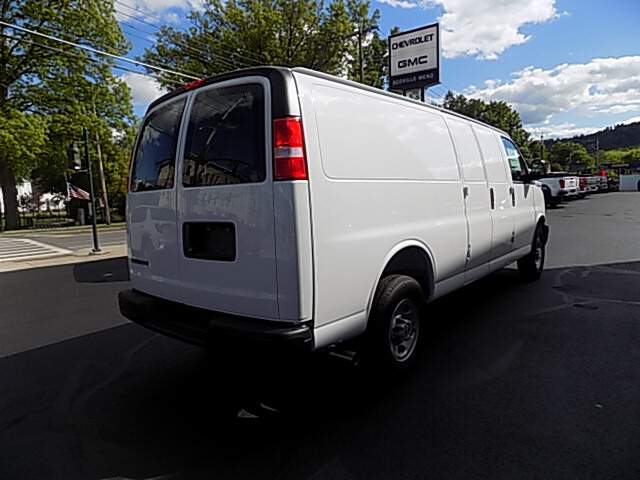  2026 Chevrolet Express 3500 Image:…