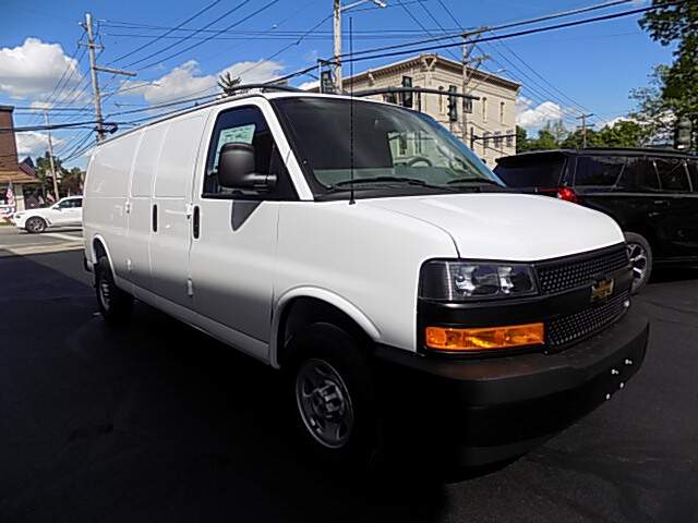  2026 Chevrolet Express 3500 Image:…