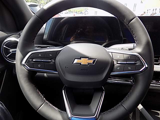  2026 Chevrolet Equinox Image: 12