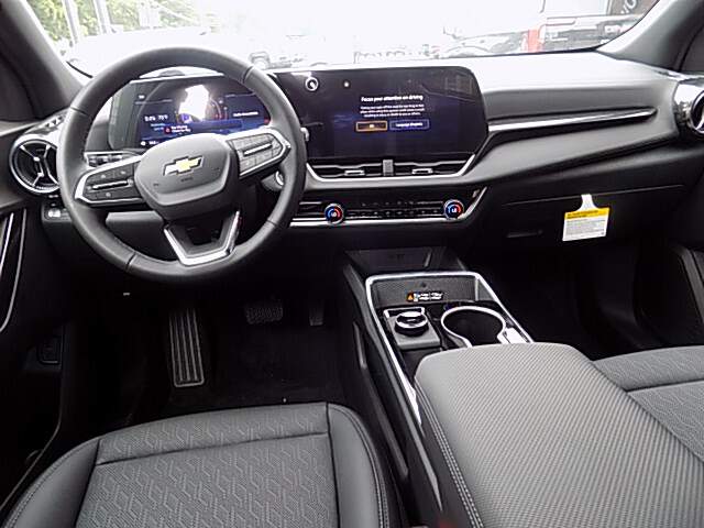  2026 Chevrolet Equinox Image: 9