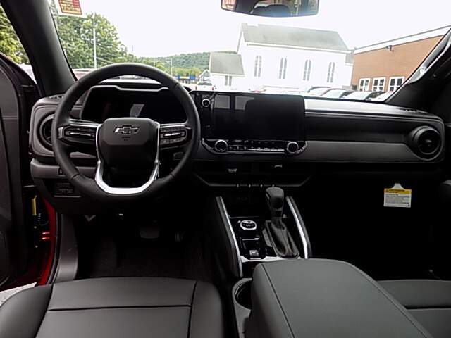 2026 Chevrolet Colorado Image: 10