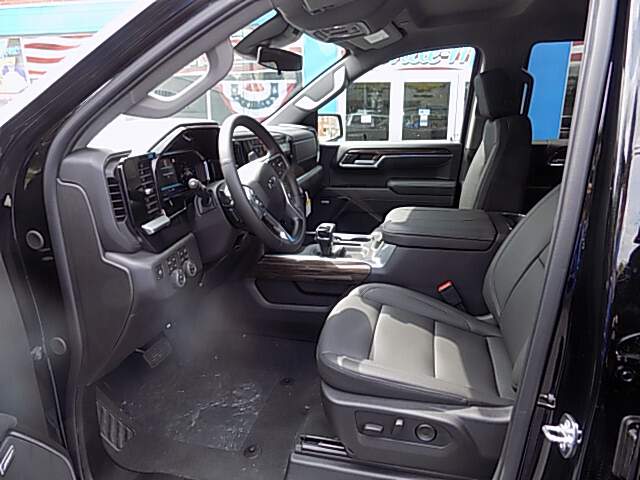  2026 Chevrolet Silverado 1500 Image:…