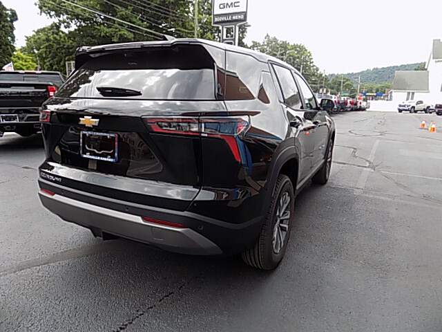  2026 Chevrolet Equinox Image: 4