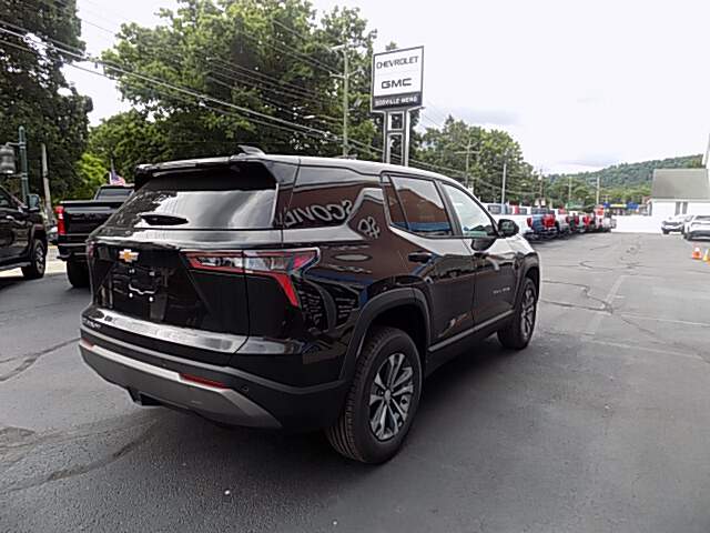  2026 Chevrolet Equinox Image: 4