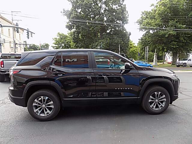  2026 Chevrolet Equinox Image: 5