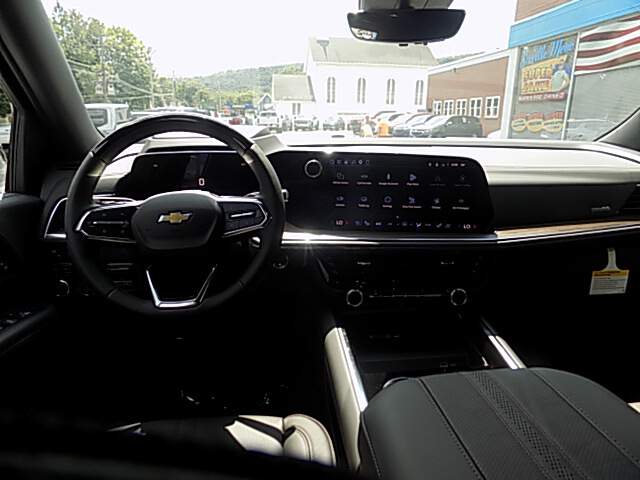  2026 Chevrolet Tahoe Image: 9