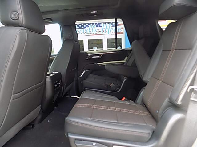  2026 Chevrolet Tahoe Image: 8