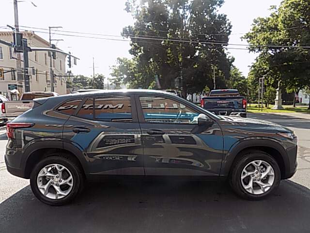  2026 Chevrolet Trax Image: 5