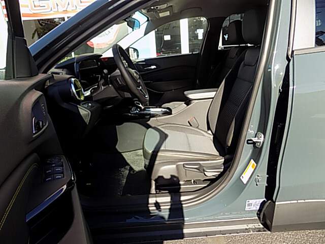  2026 Chevrolet Trax Image: 10
