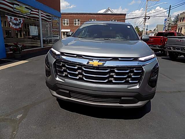  2027 Chevrolet Equinox Image: 7
