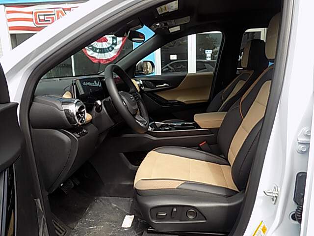  2027 Chevrolet Equinox Image: 10