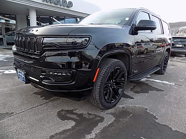  2025 Jeep Wagoneer Image: 0