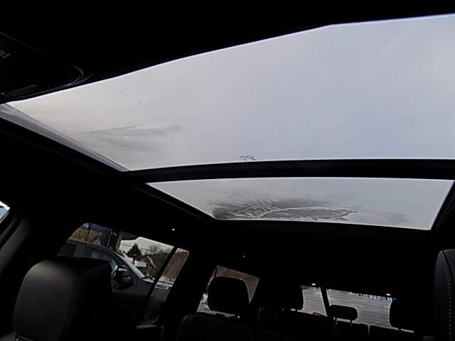  2025 Jeep Wagoneer Image: 16