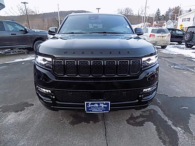  2025 Jeep Wagoneer Image: 7