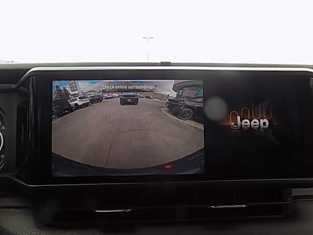  2025 Jeep Wrangler Image: 8