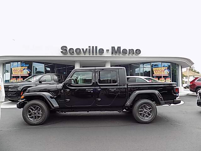  2025 Jeep Gladiator Image: 3