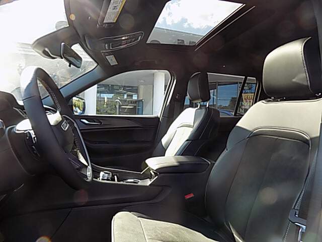  2025 Jeep Grand Cherokee Image:…