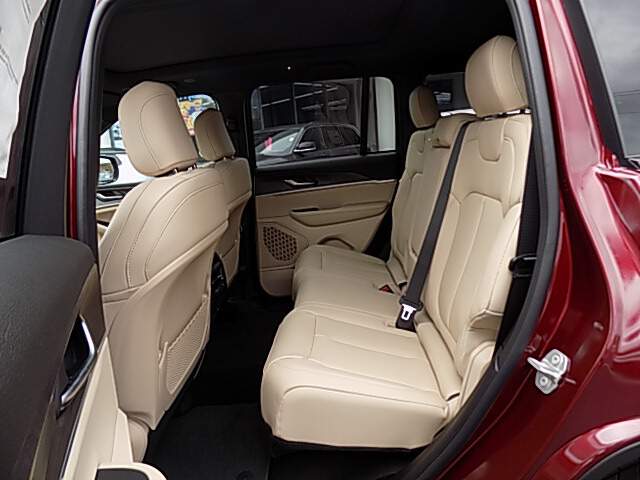  2025 Jeep Grand Cherokee Image:…