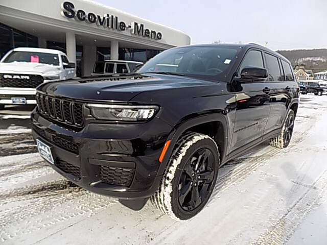 2025 Jeep Grand Cherokee L Altitude's photo