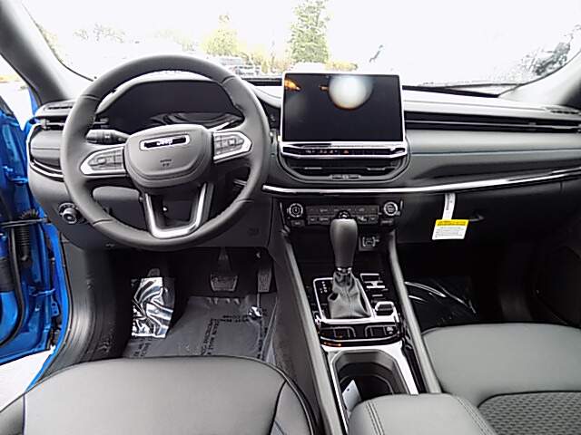  2026 Jeep Compass Image: 10