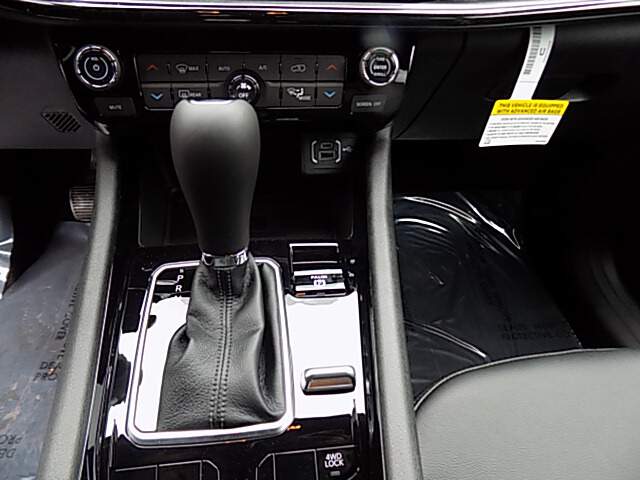  2026 Jeep Compass Image: 11