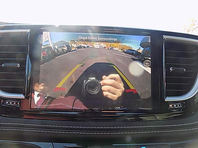  2026 Chrysler Pacifica Image: 12